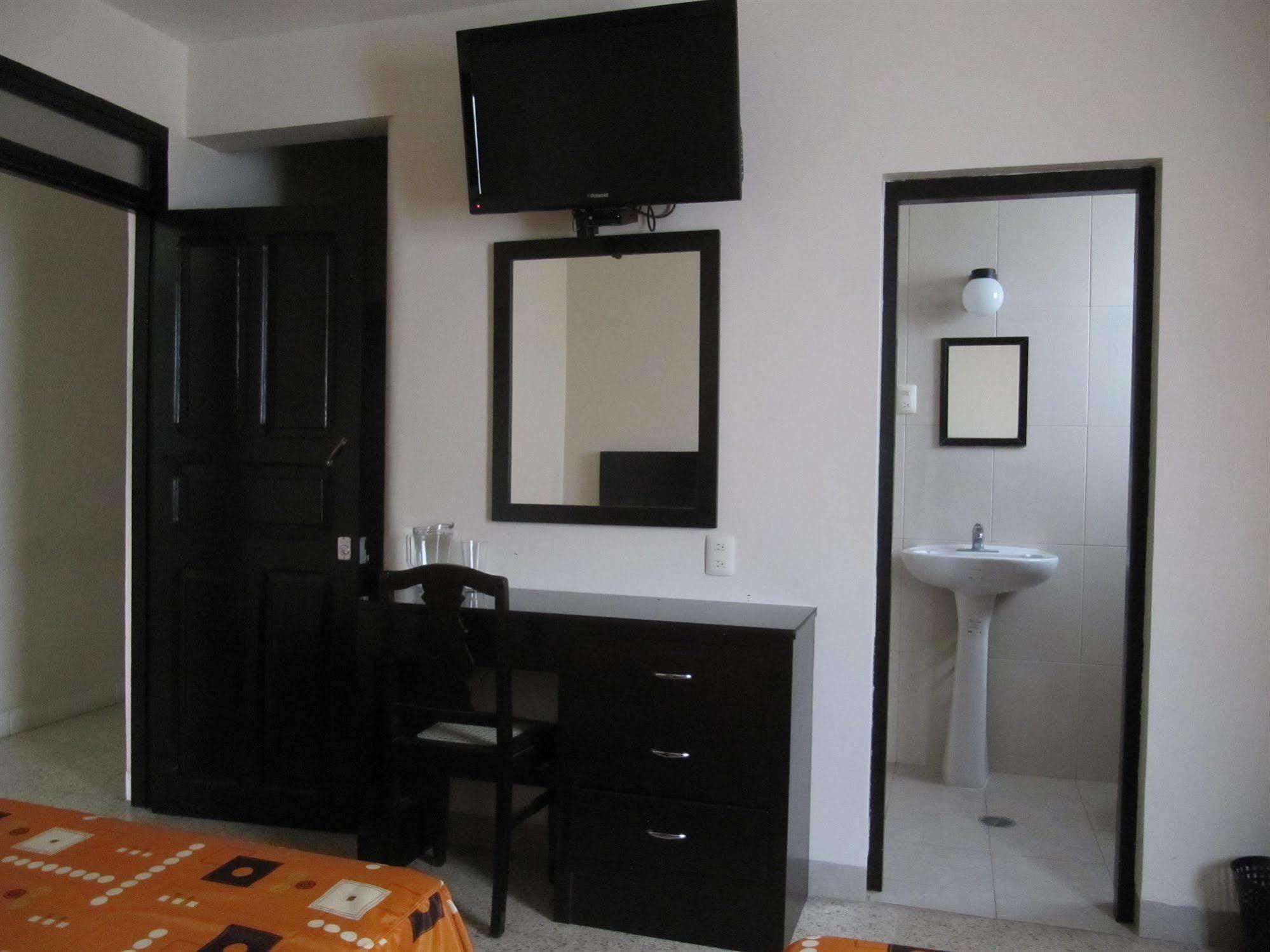 Hotel Amparo Veracruz Bagian luar foto